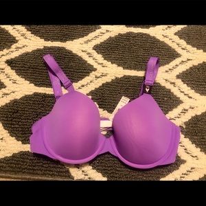 Victoria’s Secret lilac demi bra 💜